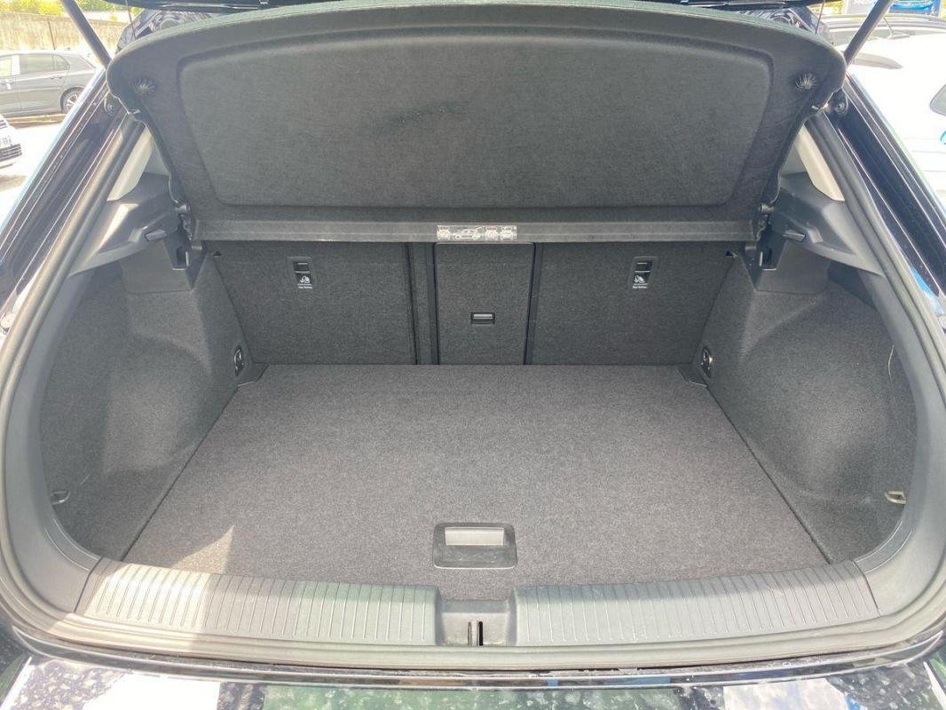 Volkswagen T-Roc - Photo 31