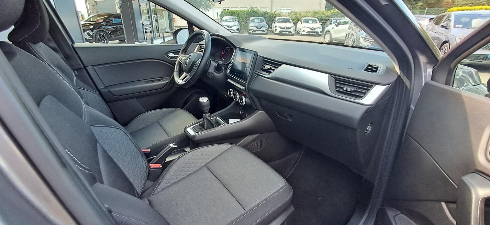 Renault Captur - Photo 10
