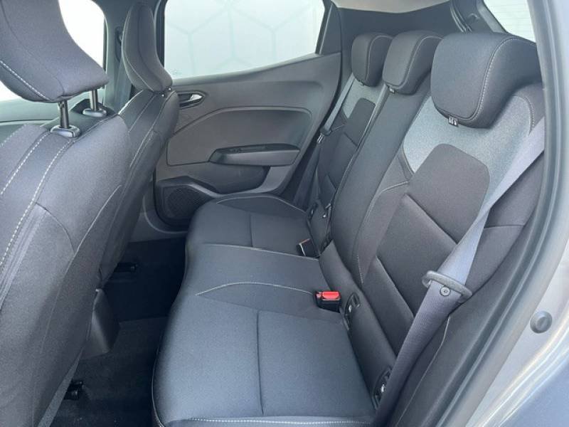 Mitsubishi Colt - Photo 20