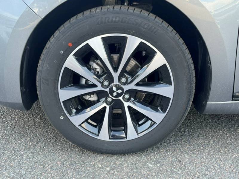 Mitsubishi Colt - Photo 29