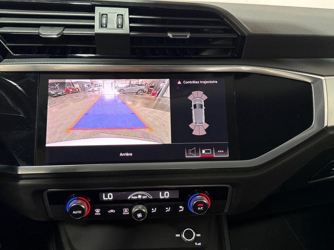 Audi Q3 - Photo 18