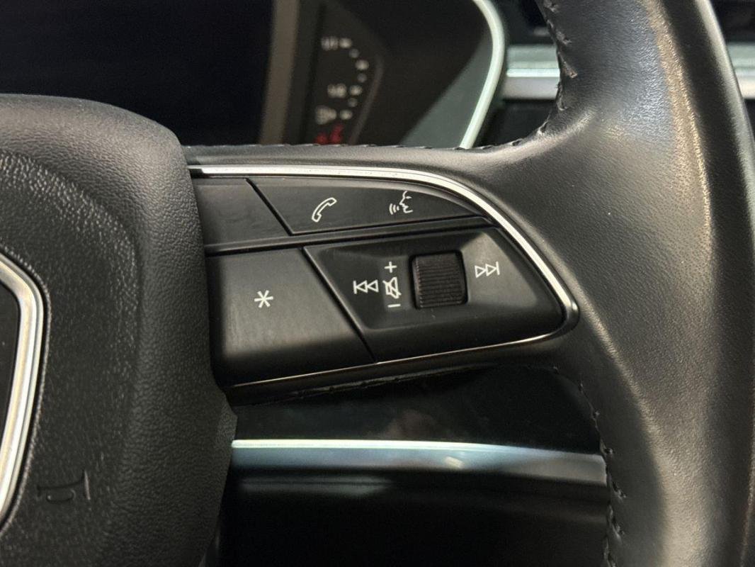 Audi Q3 - Photo 20