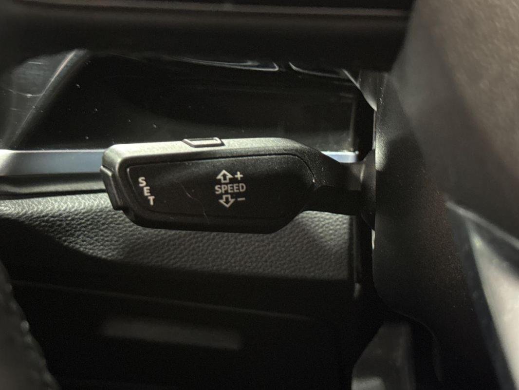 Audi Q3 - Photo 21