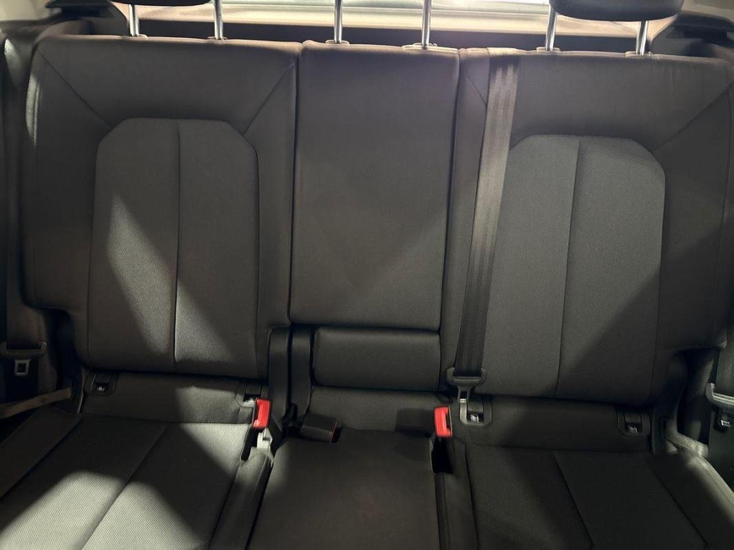 Audi Q3 - Photo 22