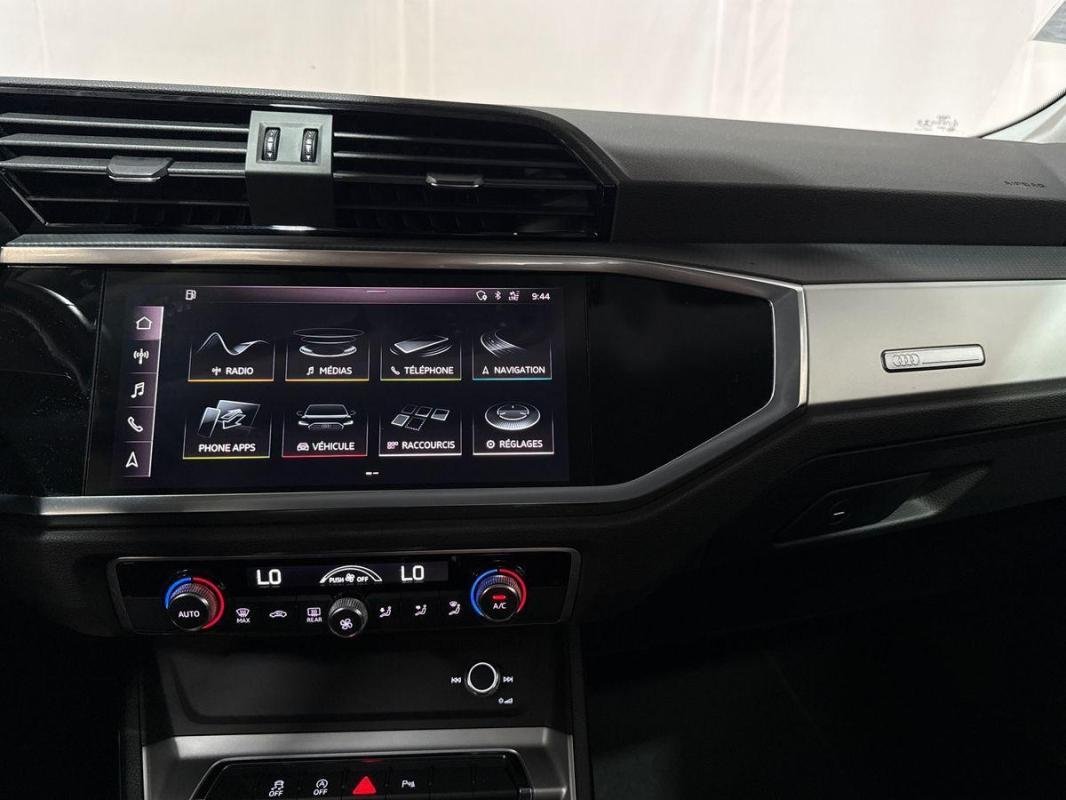 Audi Q3 - Photo 10