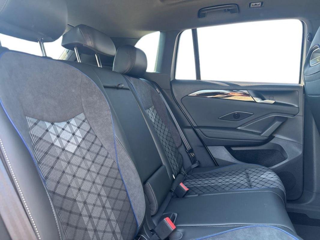 Volkswagen Tiguan - Photo 23