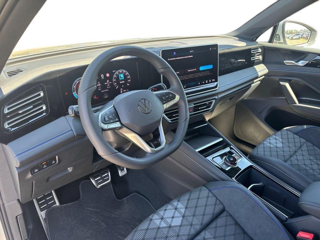 Volkswagen Tiguan - Photo 9