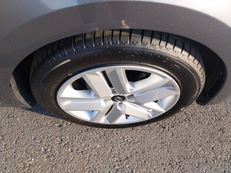 Renault Clio - Photo 15