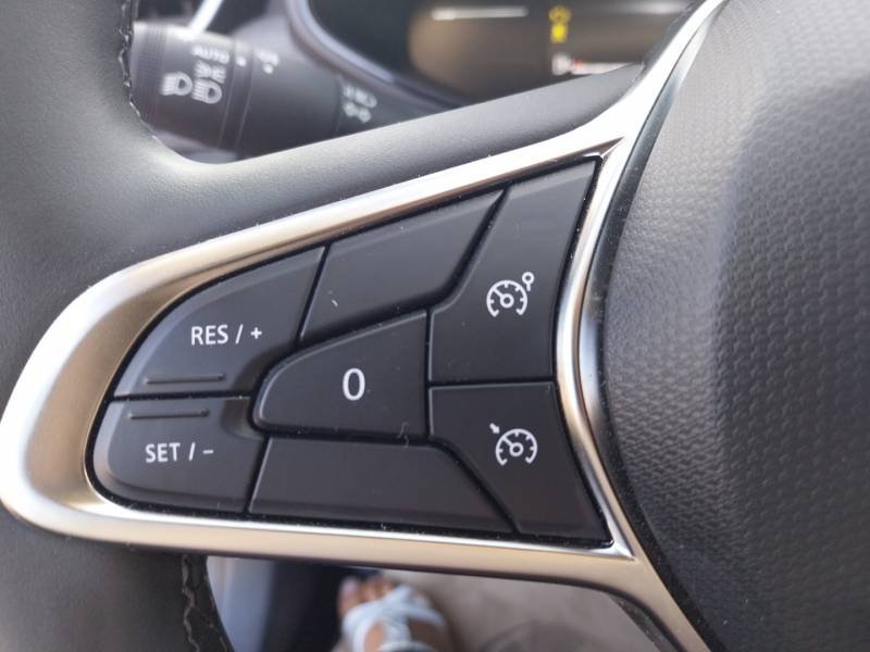 Renault Clio - Photo 22