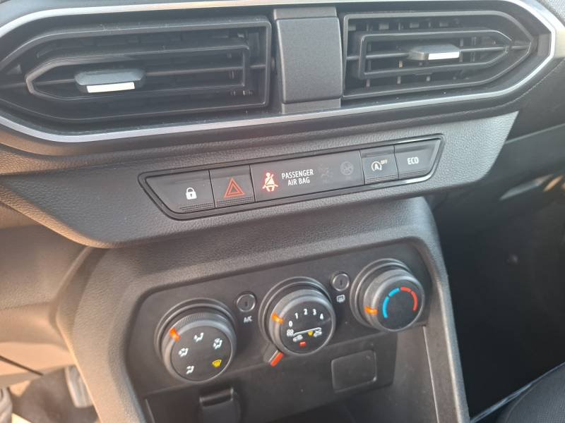 Dacia Sandero - Photo 25