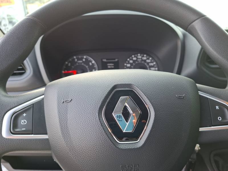 Renault Master - Photo 12