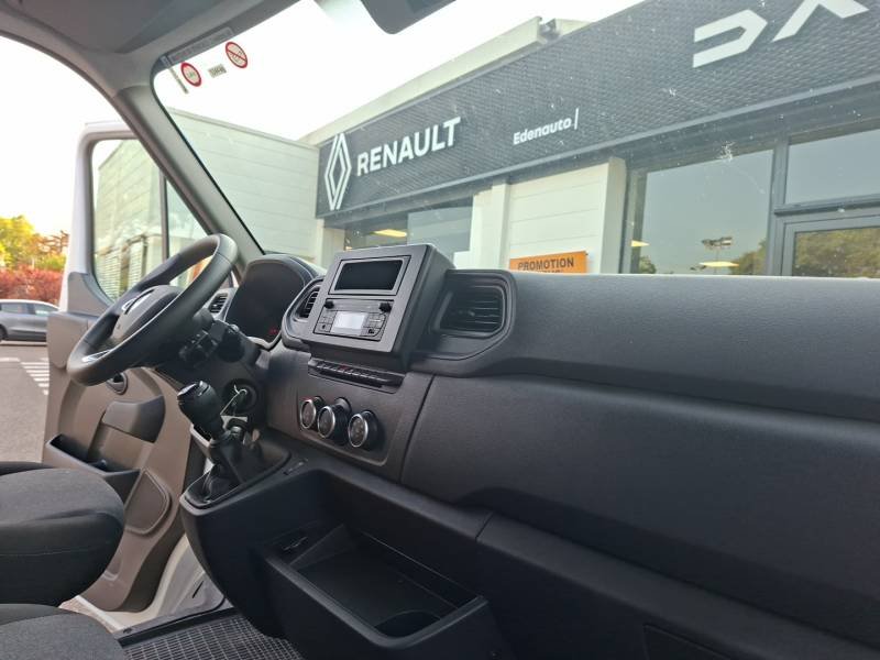 Renault Master - Photo 23