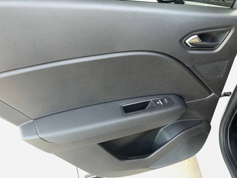 Renault Captur - Photo 14