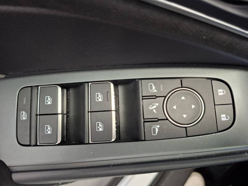 Nissan Qashqai - Photo 25