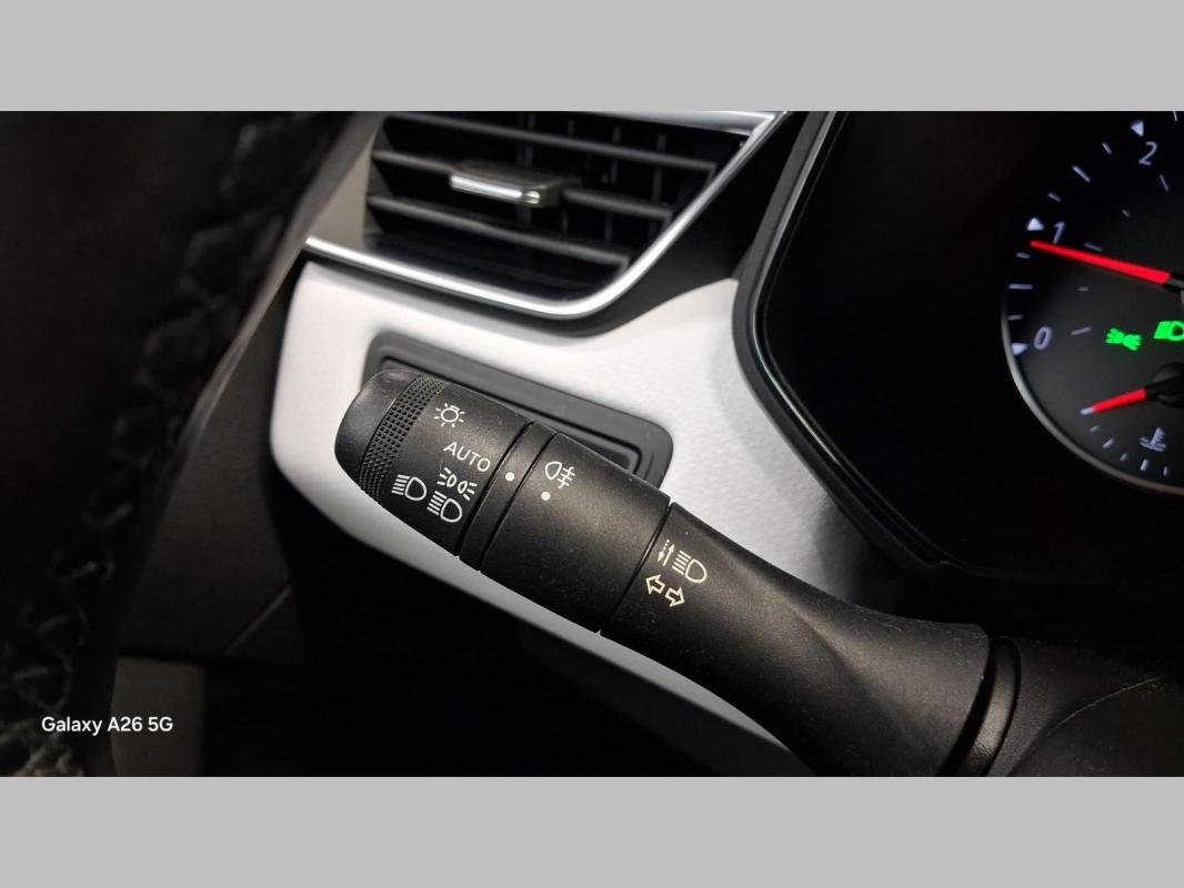 Renault Clio - Photo 15
