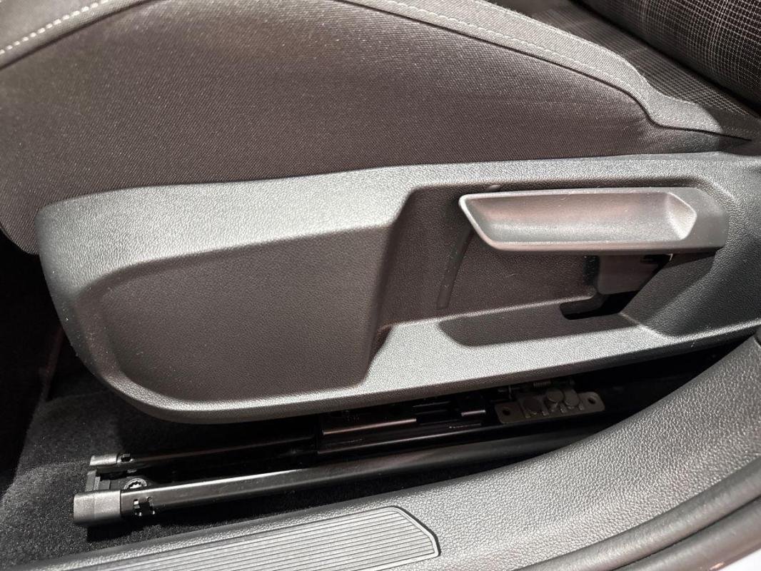 Volkswagen Golf - Photo 14