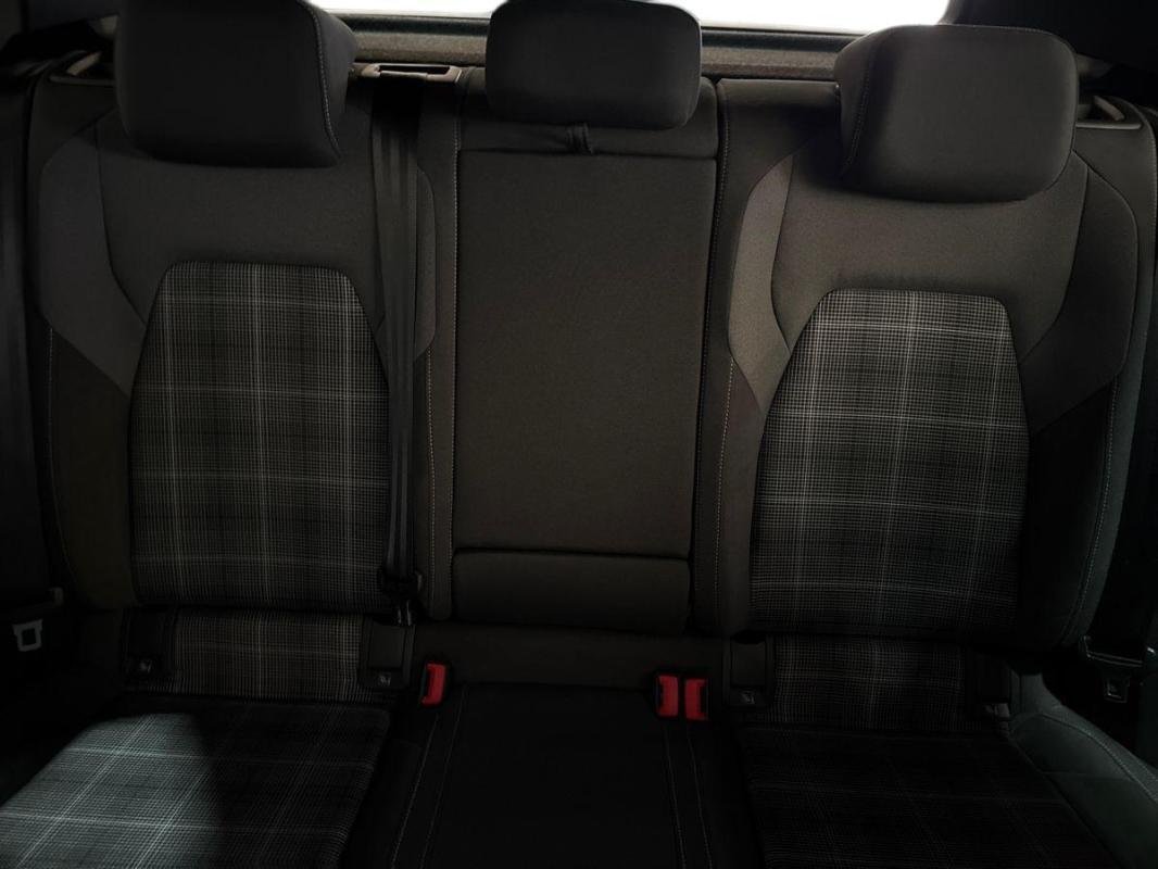 Volkswagen Golf - Photo 22