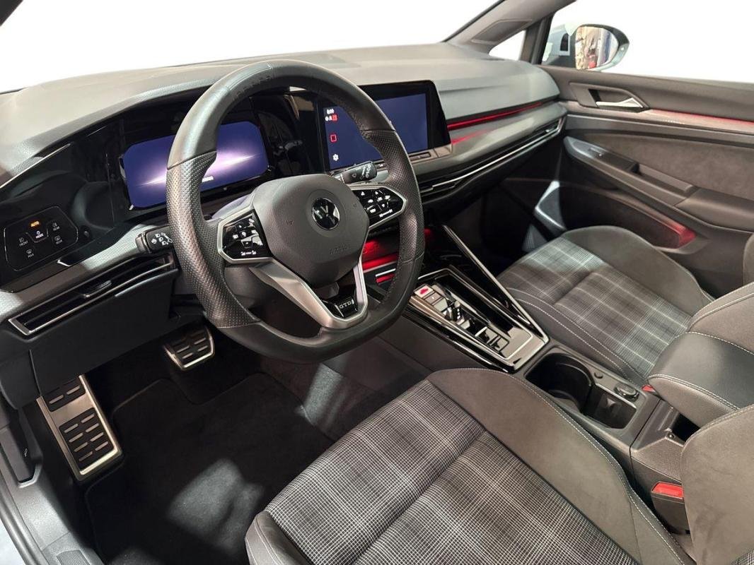 Volkswagen Golf - Photo 9