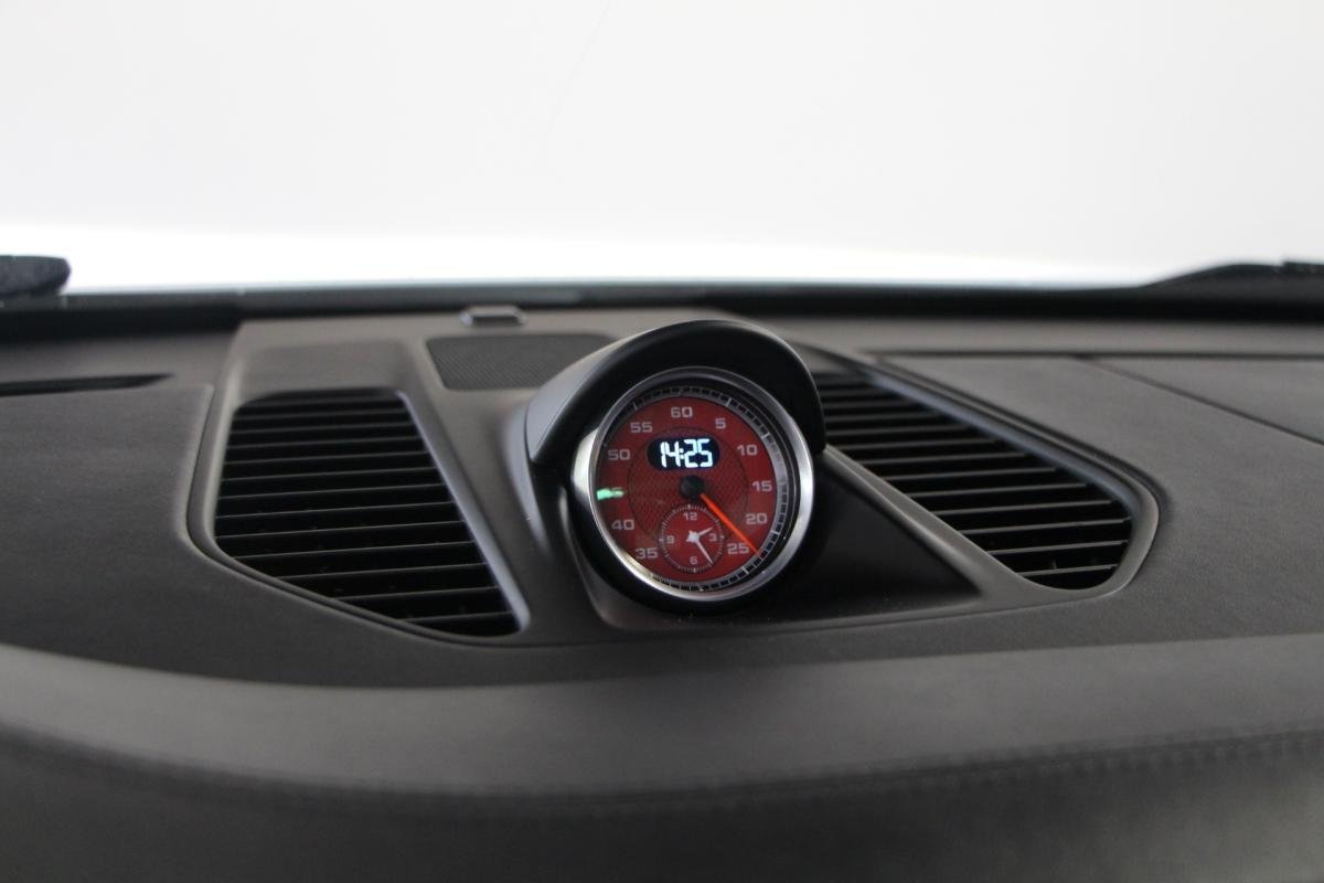 Porsche 911 - Photo 13