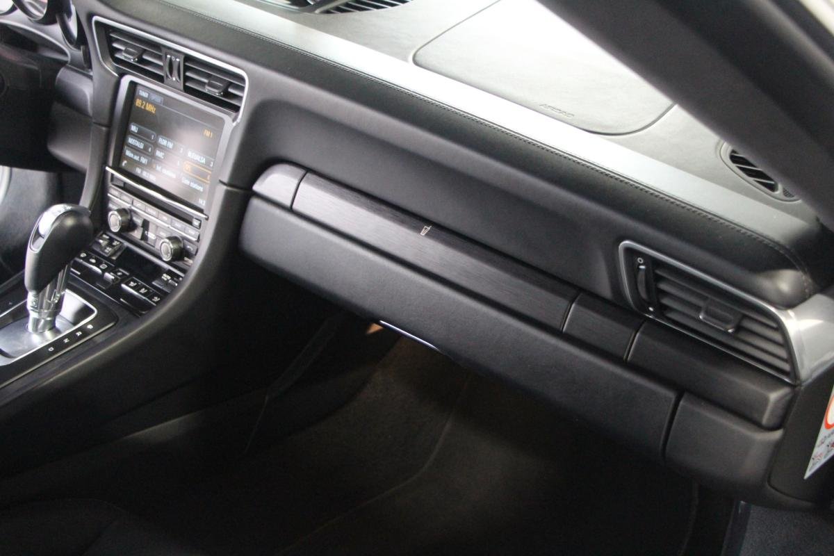 Porsche 911 - Photo 22