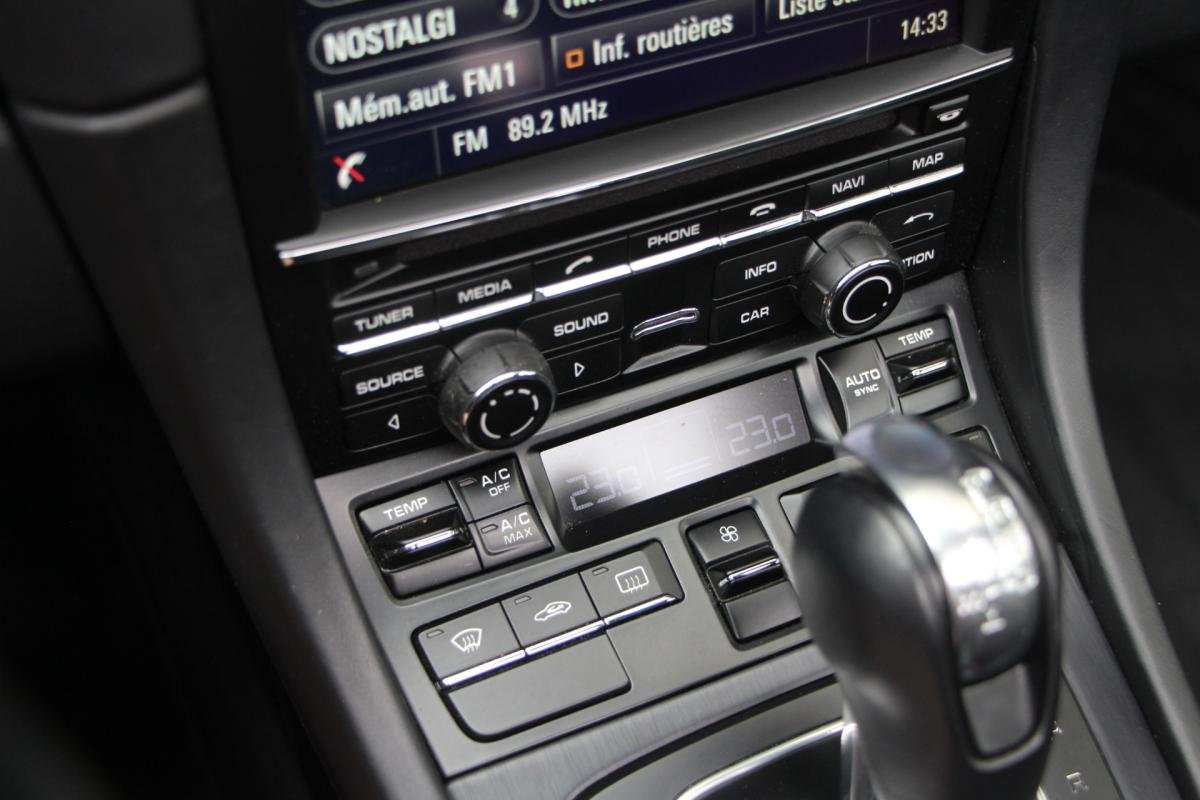Porsche 911 - Photo 25