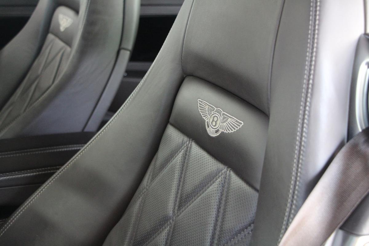 Bentley Continental GT - Photo 13
