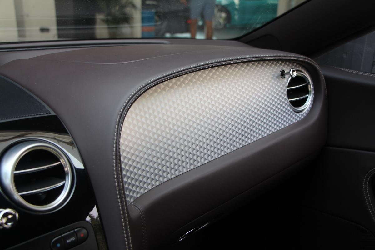 Bentley Continental GT - Photo 14