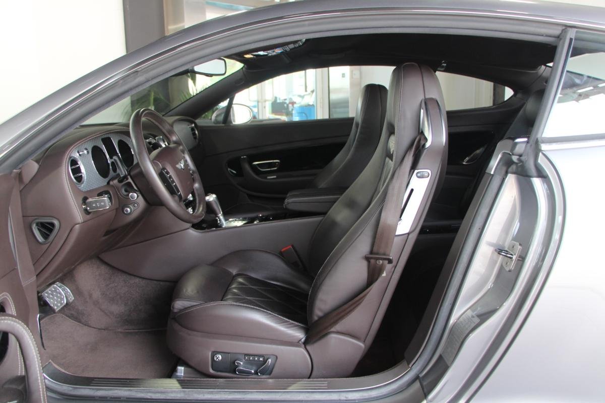 Bentley Continental GT - Photo 8