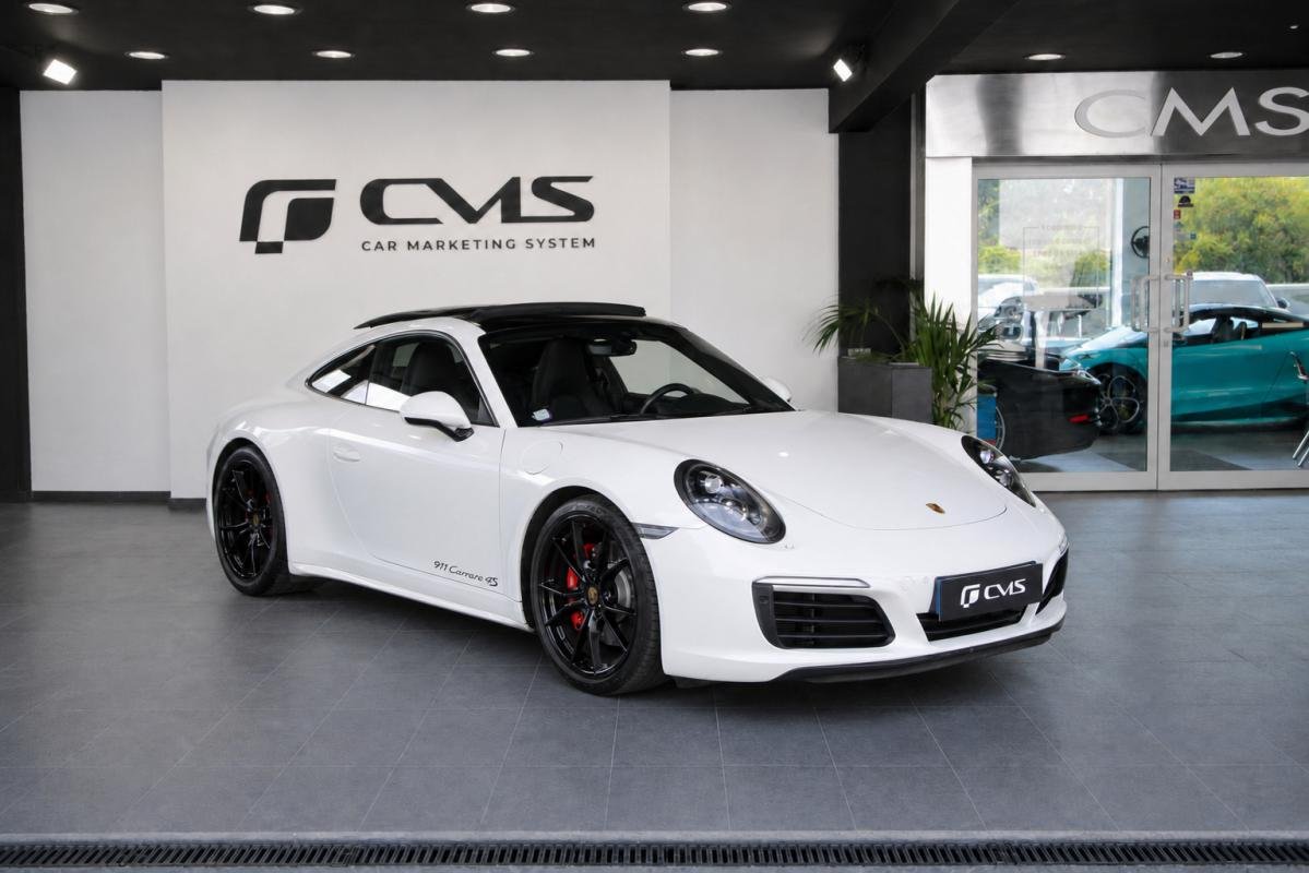 Porsche 911 - Photo 1