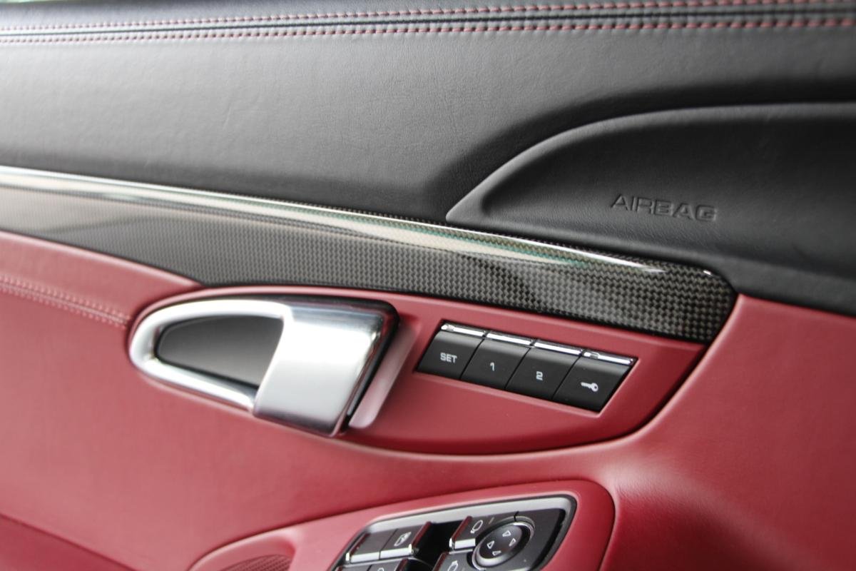 Porsche 911 - Photo 14