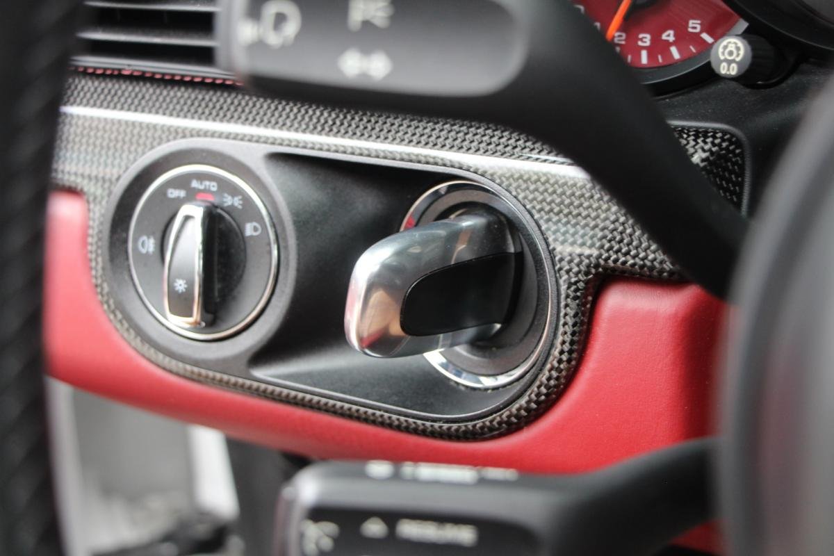 Porsche 911 - Photo 26