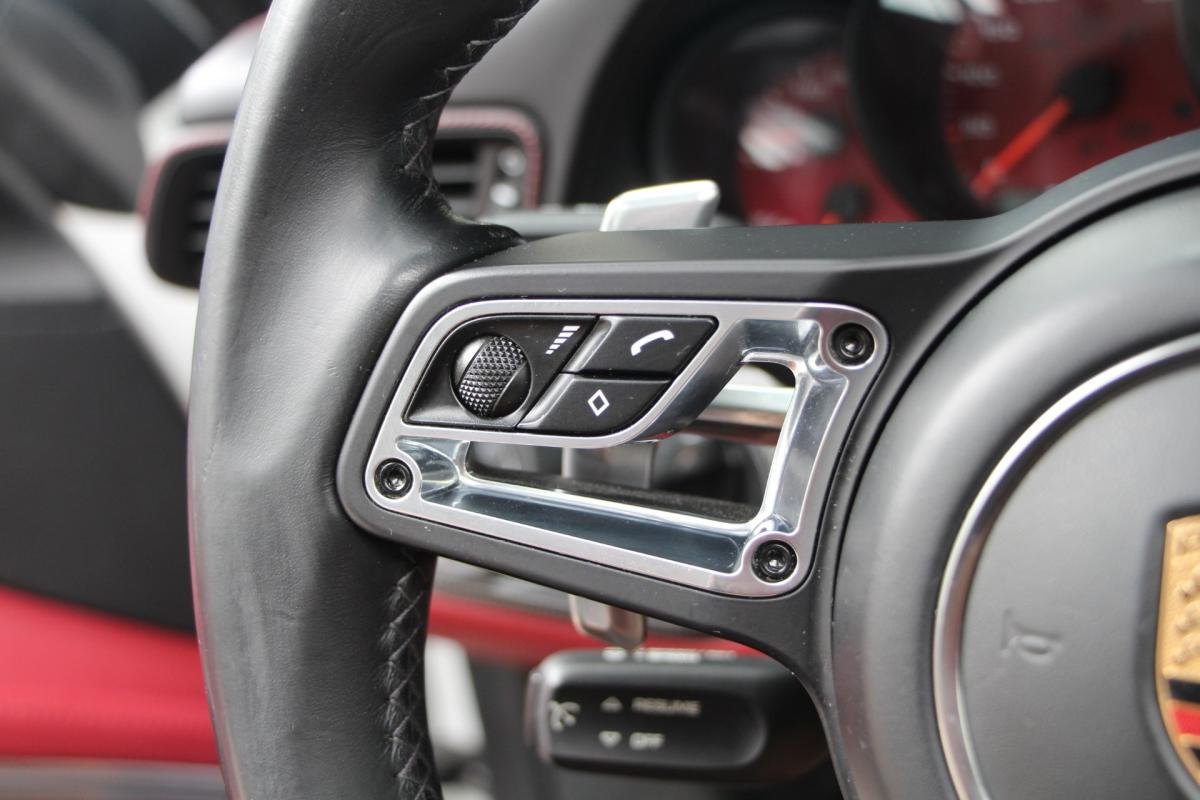 Porsche 911 - Photo 28