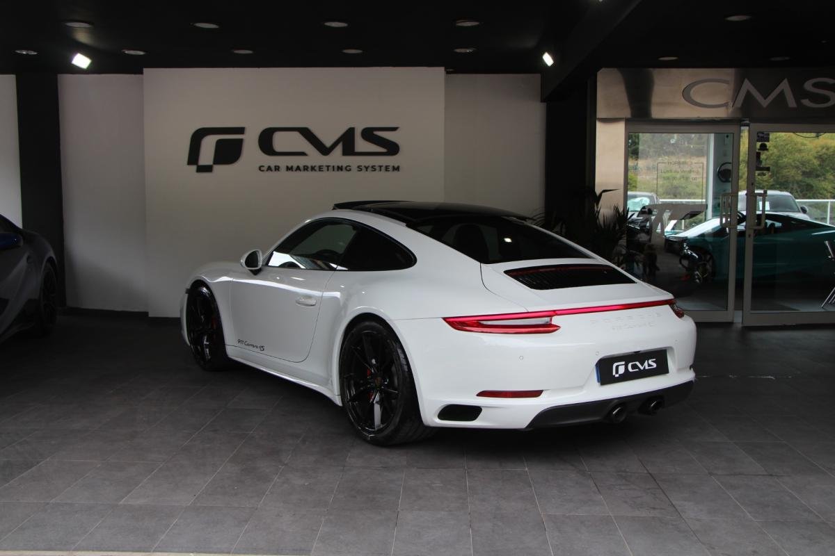 Porsche 911 - Photo 3