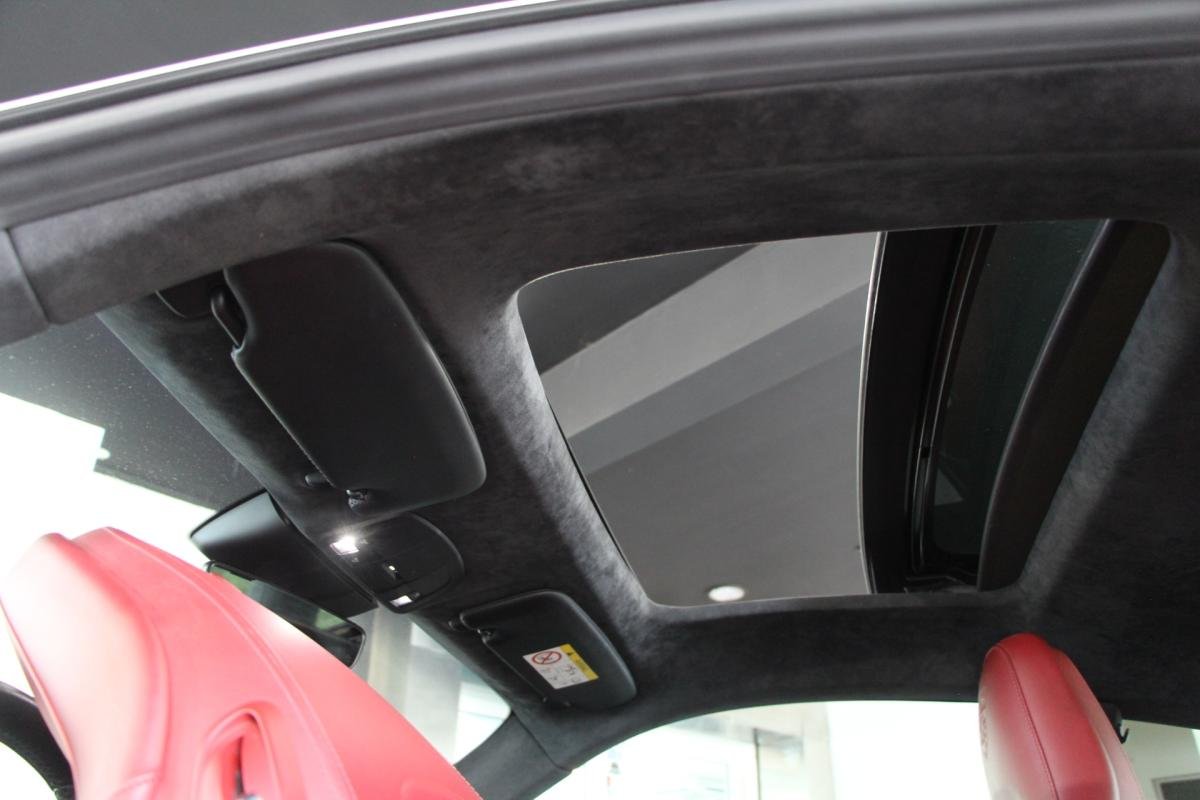 Porsche 911 - Photo 33