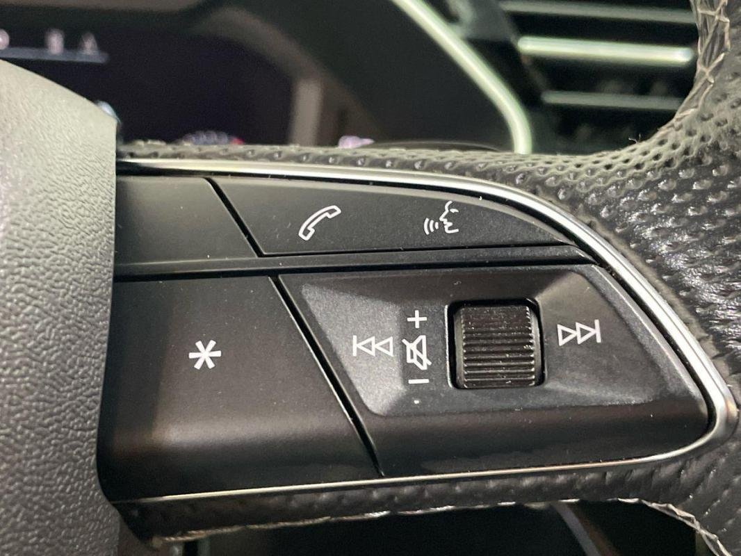 Audi Q3 - Photo 20