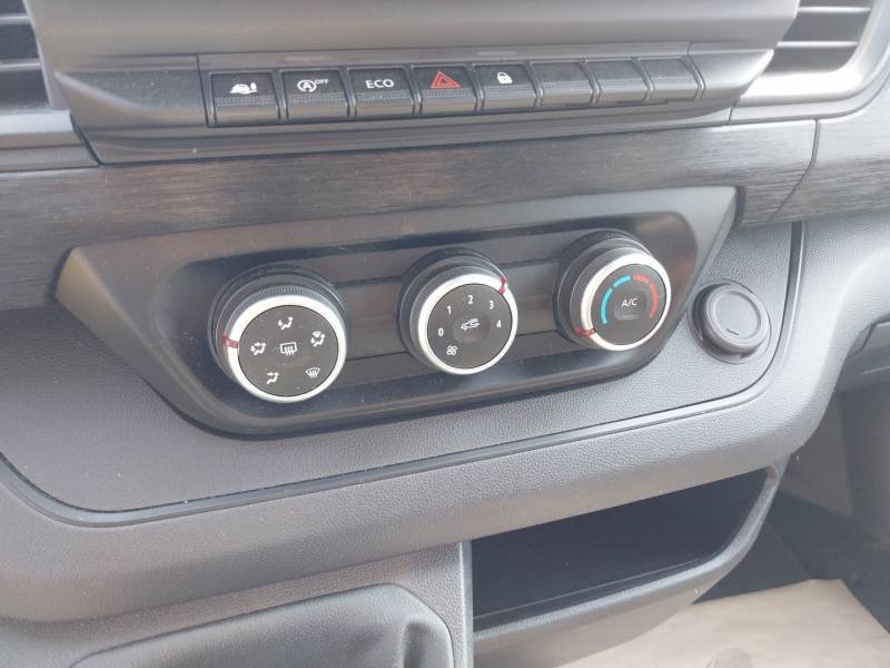 Renault Trafic - Photo 32