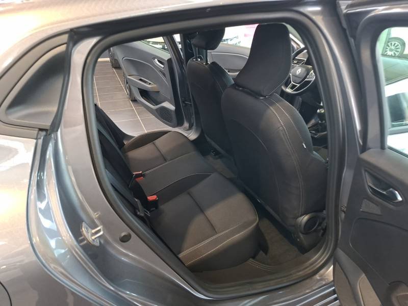 Renault Clio - Photo 13