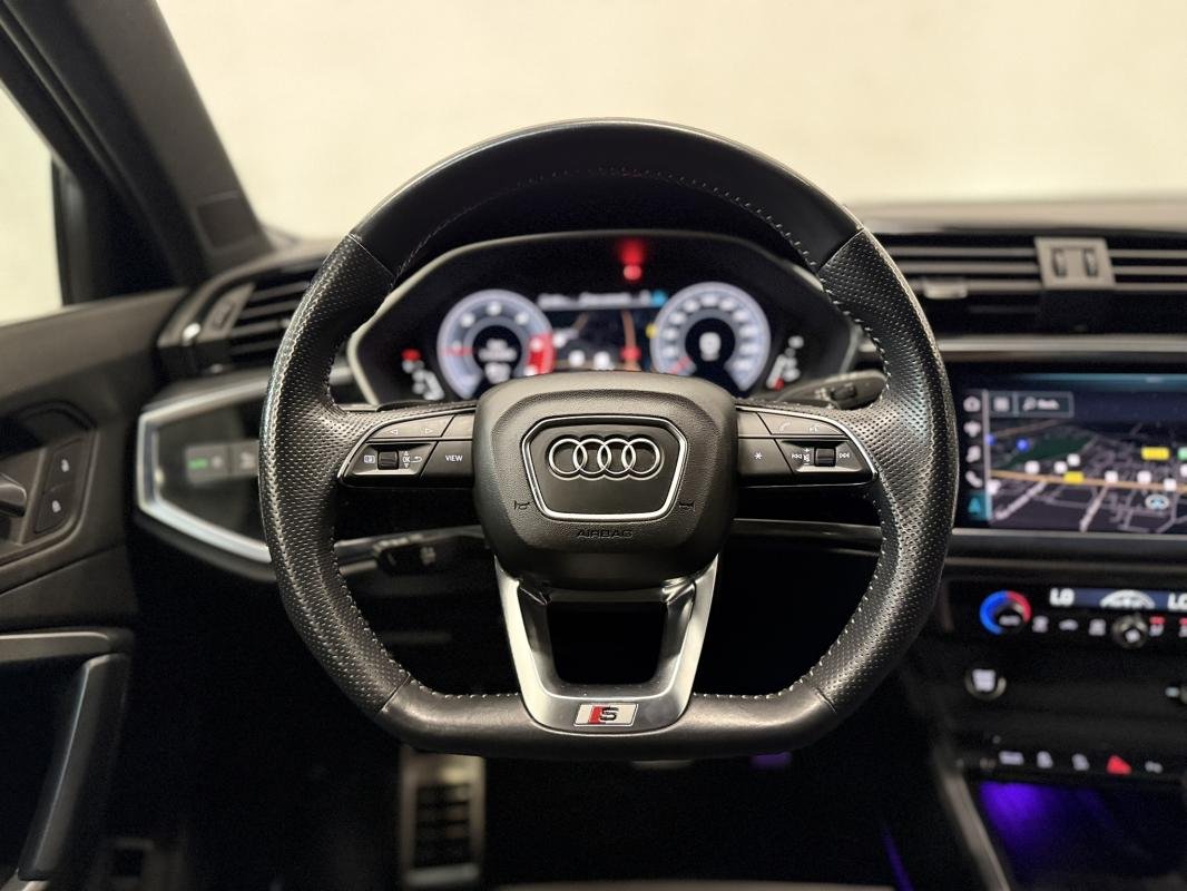 Audi Q3 - Photo 15