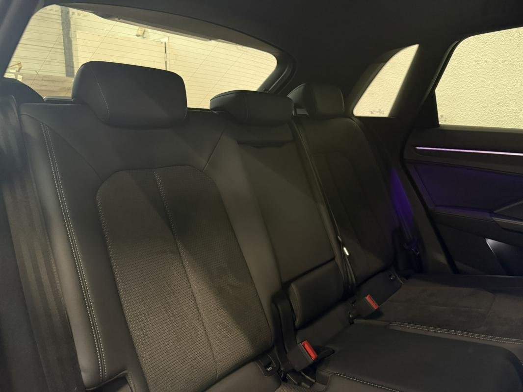 Audi Q3 - Photo 34