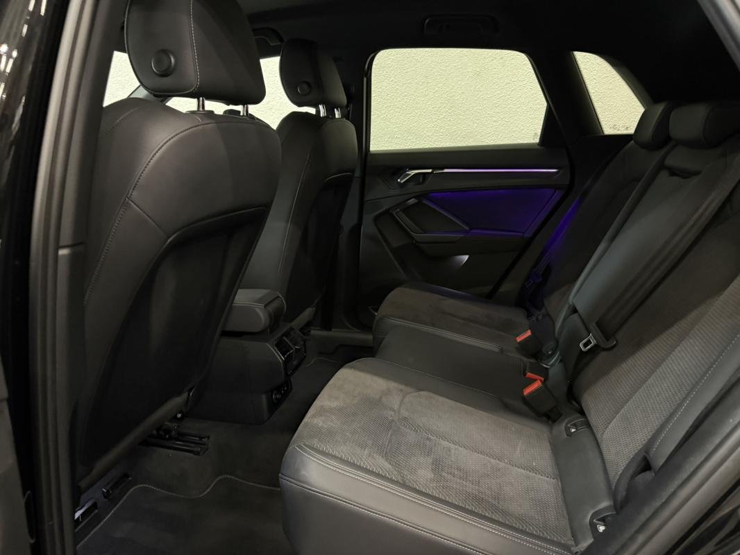 Audi Q3 - Photo 35
