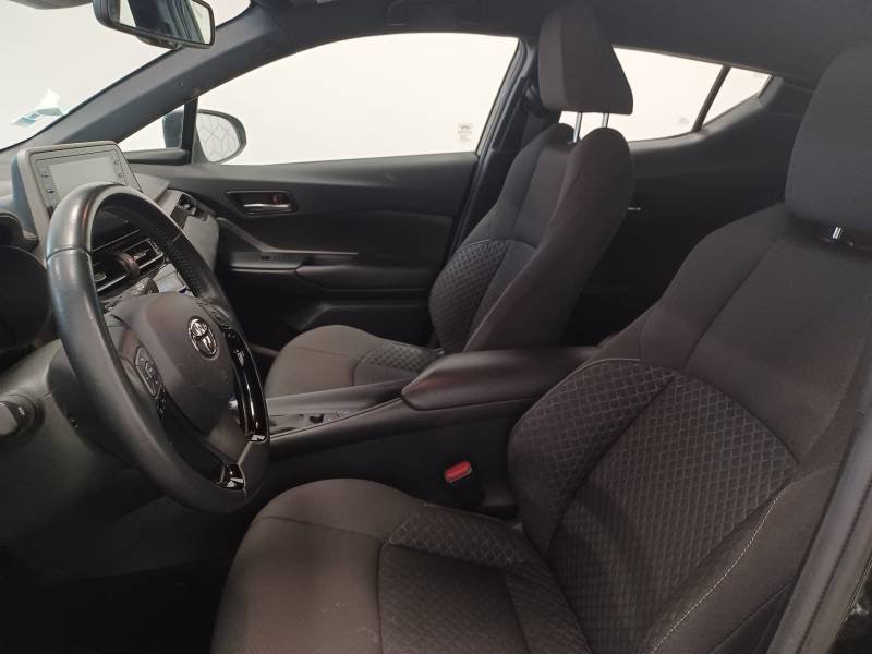 Toyota C-HR - Photo 10