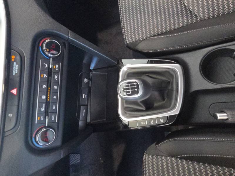 Kia CEED - Photo 18