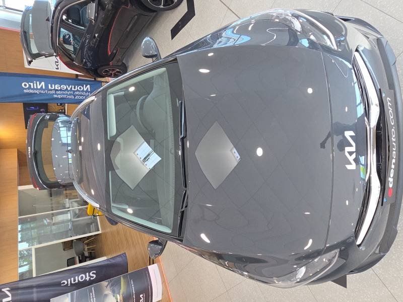 Kia CEED - Photo 21