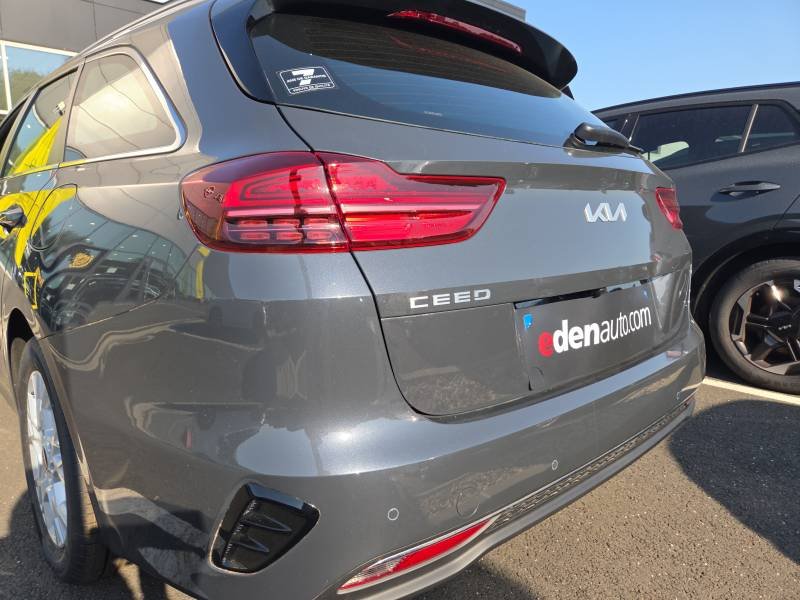 Kia CEED - Photo 43