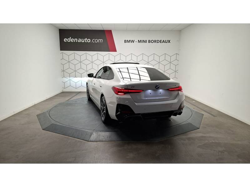 BMW i4 - Photo 17