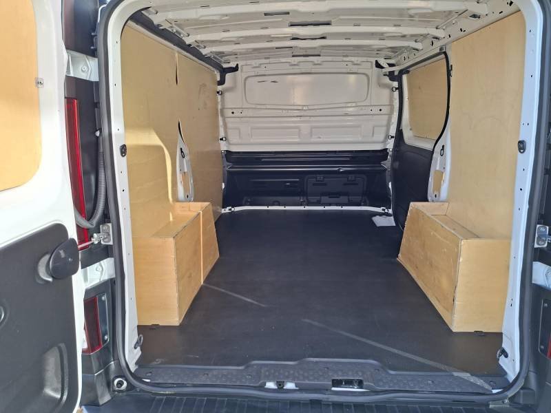 Nissan Primastar - Photo 9