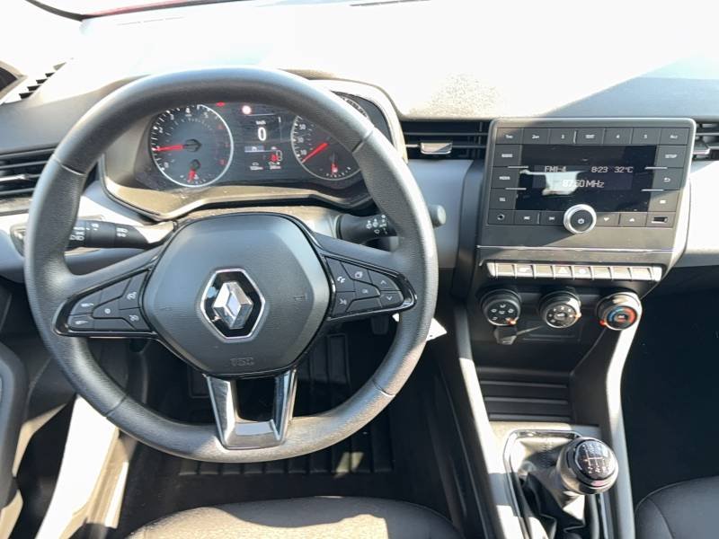 Renault Clio - Photo 17