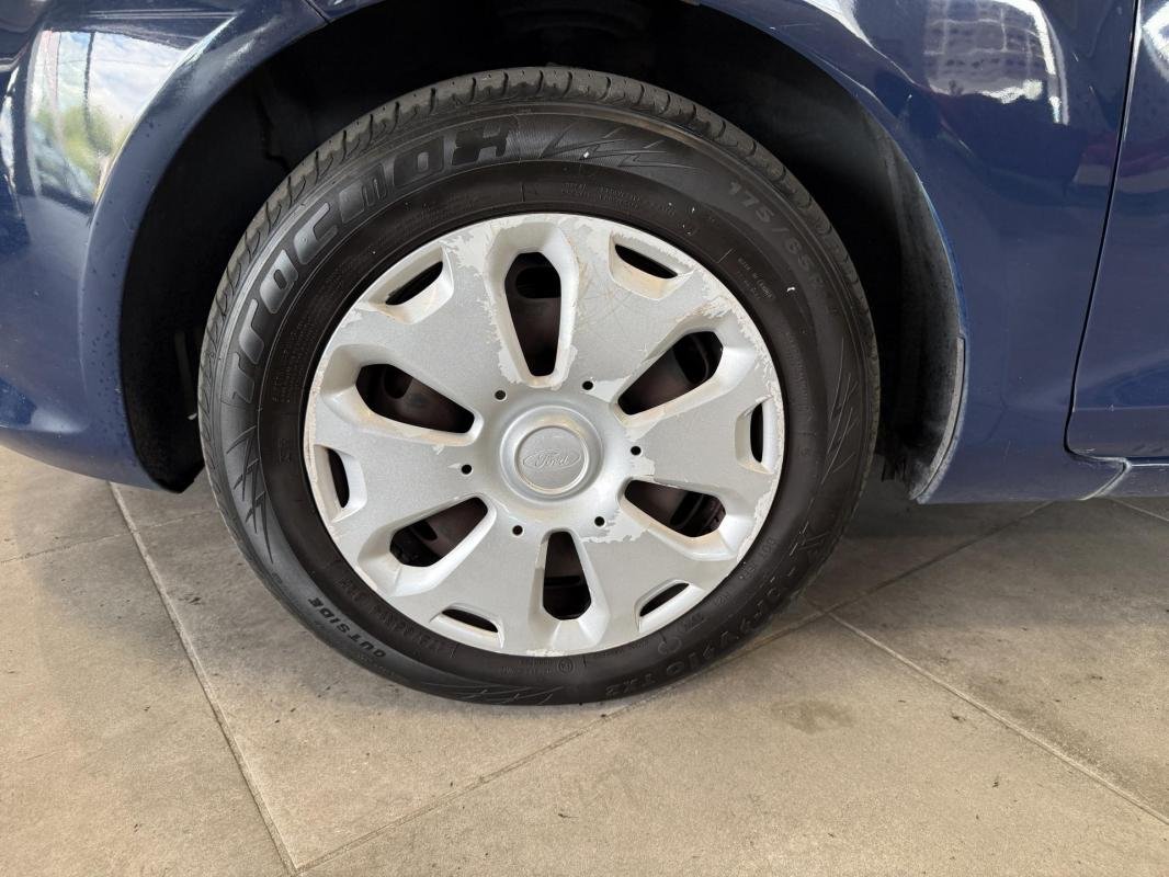 Ford Fiesta - Photo 9