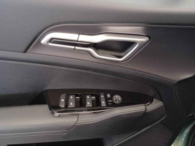 Kia Sportage - Photo 38