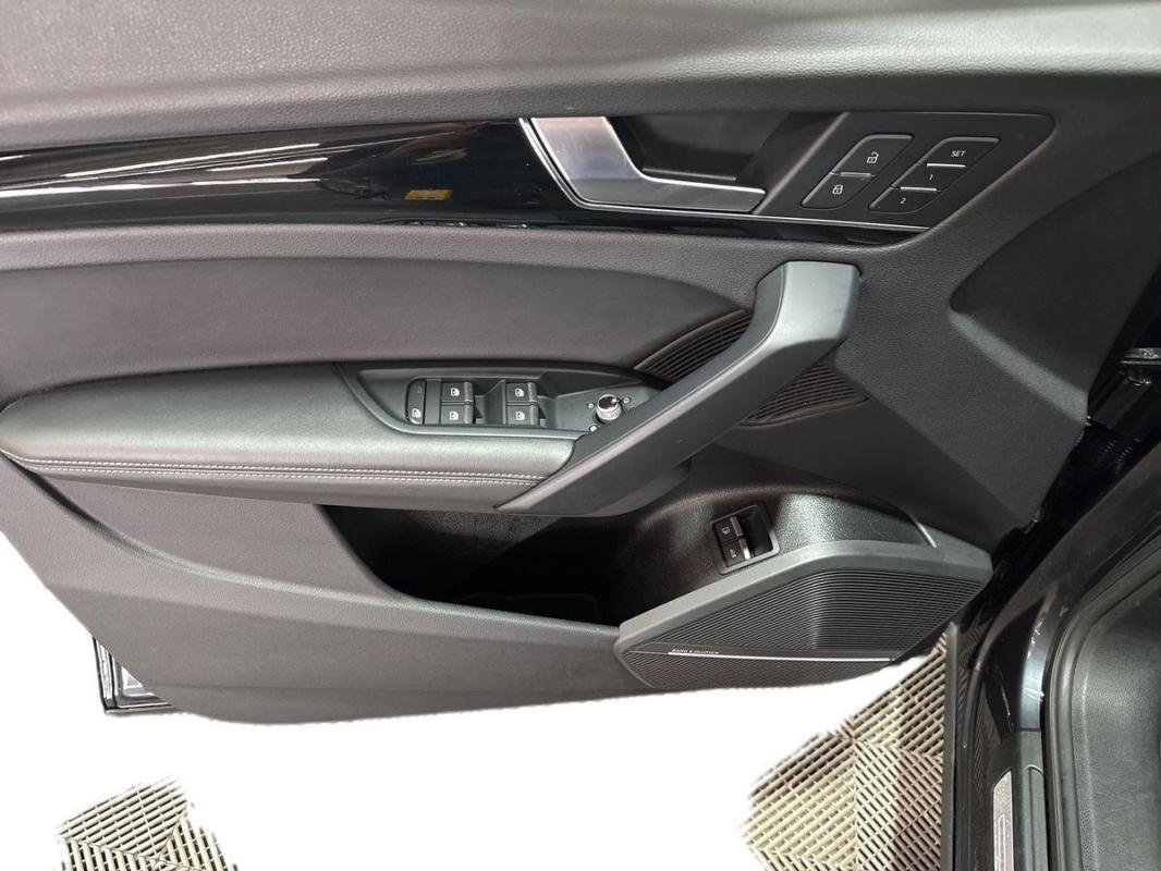 Audi Q5 - Photo 15